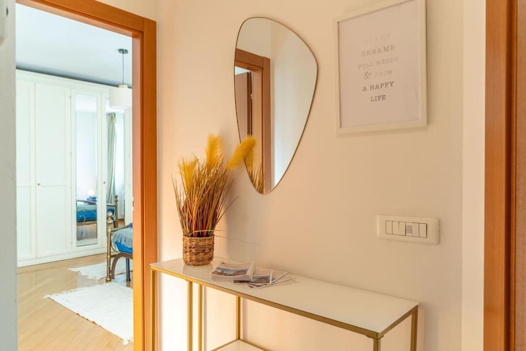 Apartamento Heart Of Historic Center - Free Parking & Pet Friendly - Fast Wifi - Historical Palace Trento
