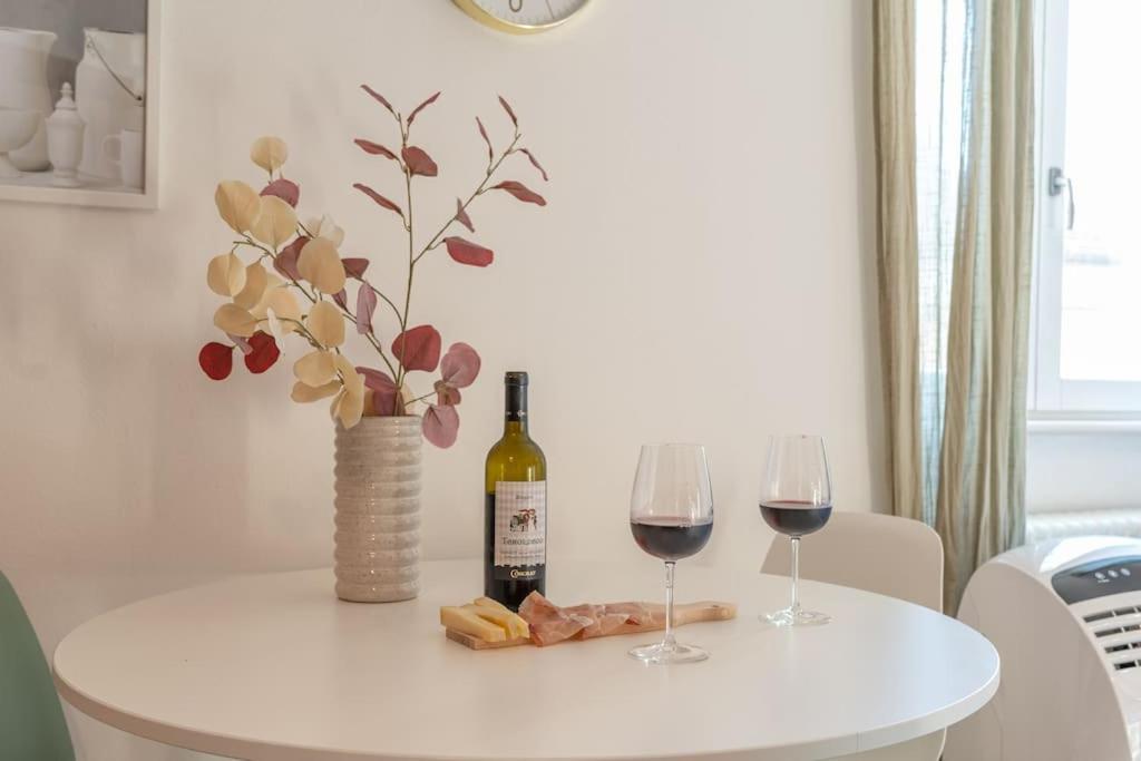 Apartamento Heart Of Historic Center - Free Parking & Pet Friendly - Fast Wifi - Historical Palace Trento